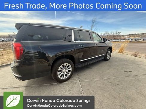 Used 2025 GMC Yukon XL Denali image 3