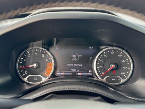 Used 2021 Jeep Renegade Latitude FWD image 26