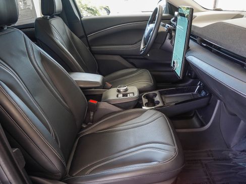 Used 2023 Ford Mustang Mach-E Premium RWD image 19