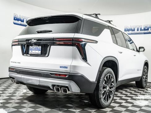 New 2026 Chevrolet Traverse LT w/ Sun and Wheel Package image 6