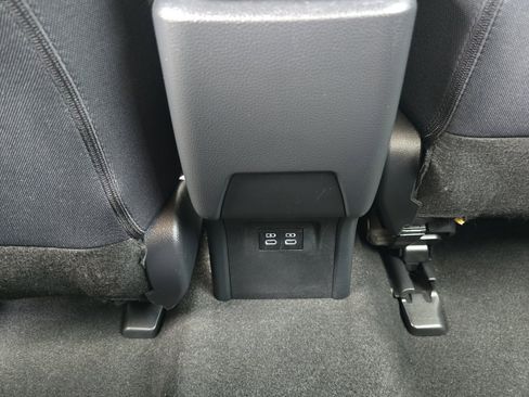 Used 2024 Toyota Prius LE image 19