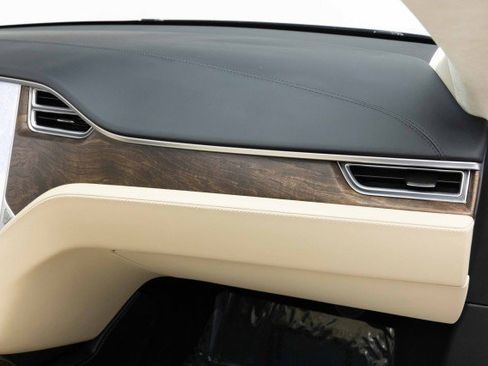 Used 2017 Tesla Model S 100D image 24