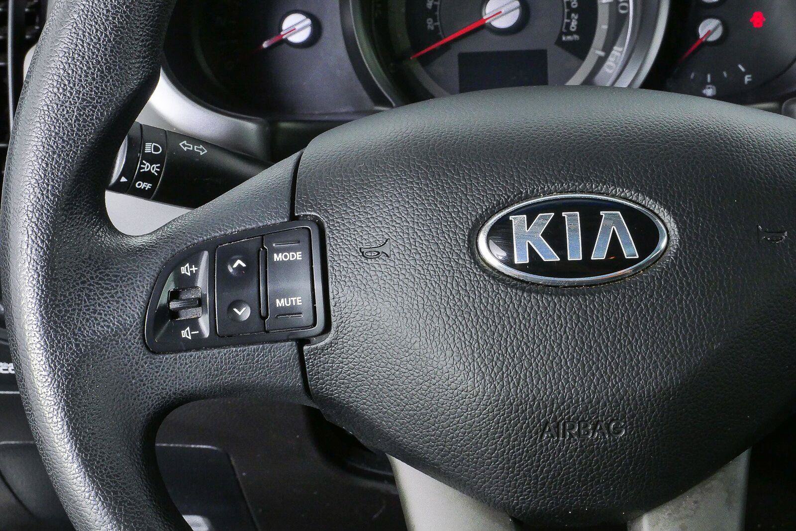 Used 2016 Kia Sportage LX FWD image 11