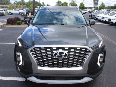 Used 2022 Hyundai Palisade SEL w/ Convenience Package FWD image 3