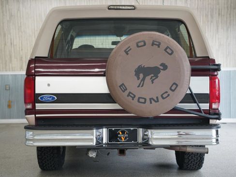 Used 1996 Ford Bronco Eddie Bauer image 8