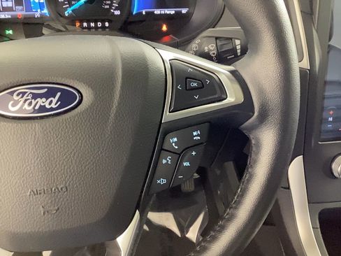 Used 2024 Ford Edge SEL image 21