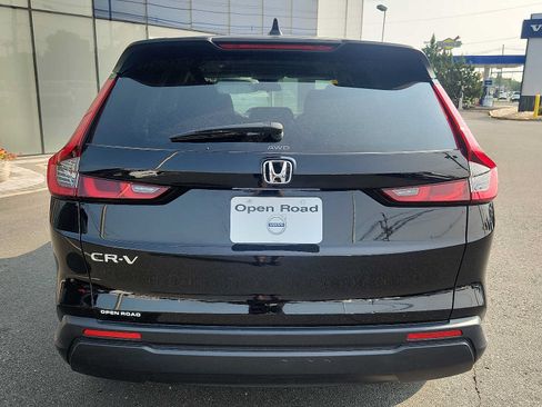 Used 2024 Honda CR-V EX image 5