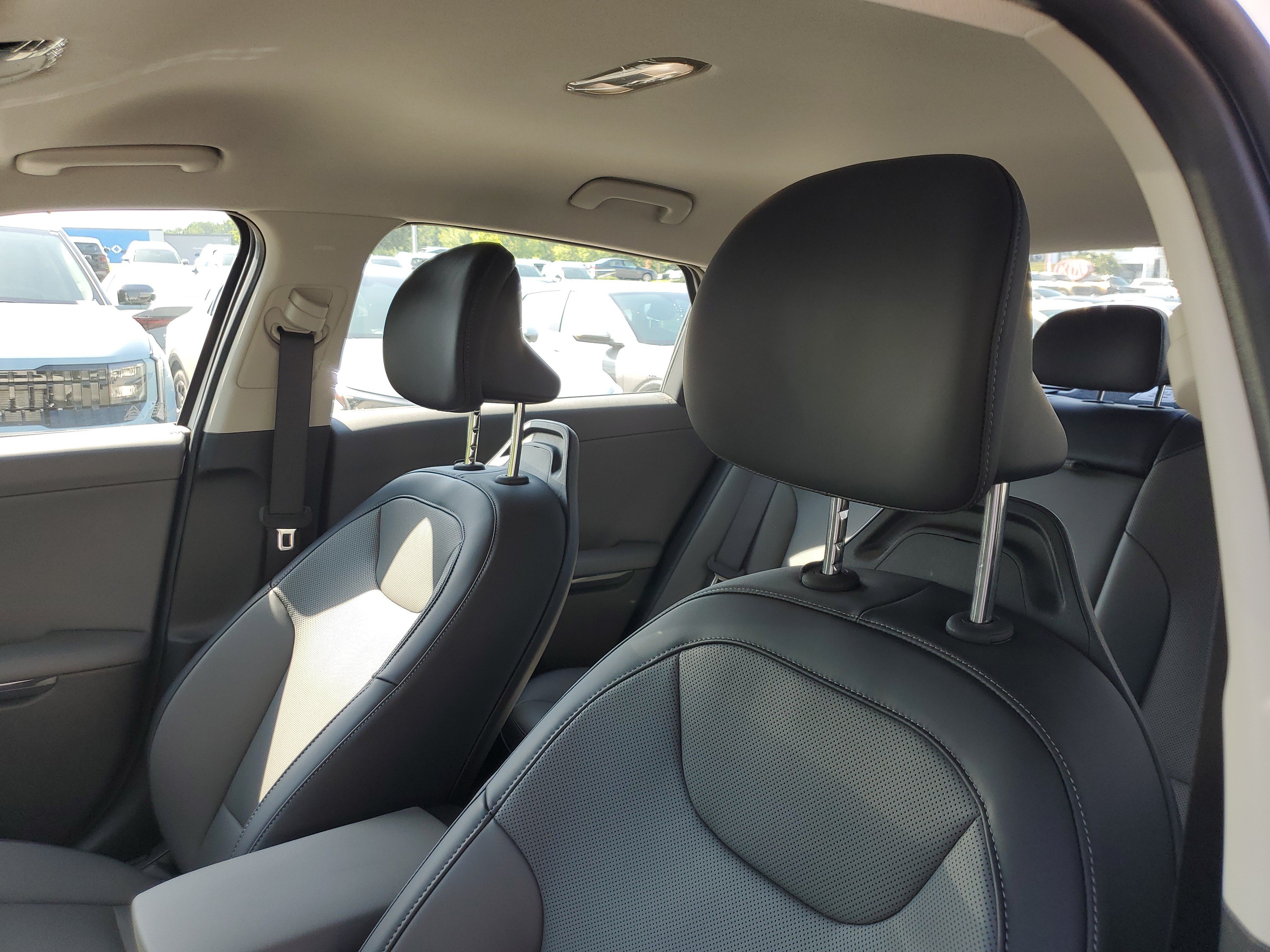 New 2026 Kia K4 EX FWD image 16