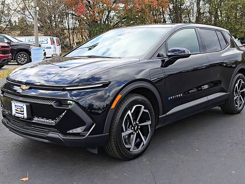 New 2026 Chevrolet Equinox EV LT image 8