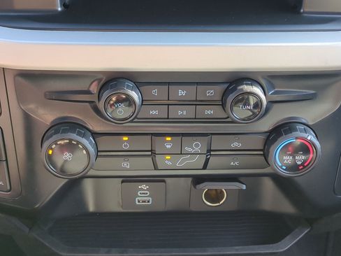 Used 2024 Ford F250 XLT image 23