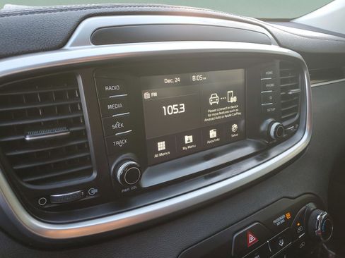 Certified 2019 Kia Sorento L image 23