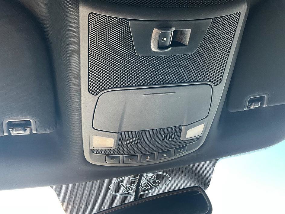 Used 2018 Ford F150 XLT w/ Equipment Group 302A Luxury AWD/4WD image 29