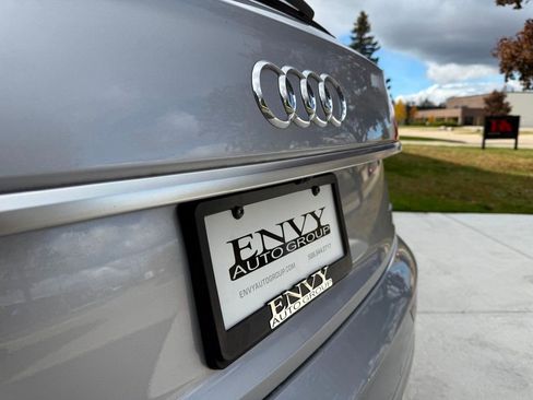 Used 2022 Audi Q5 2.0T Premium Plus w/ Premium Plus Package image 16