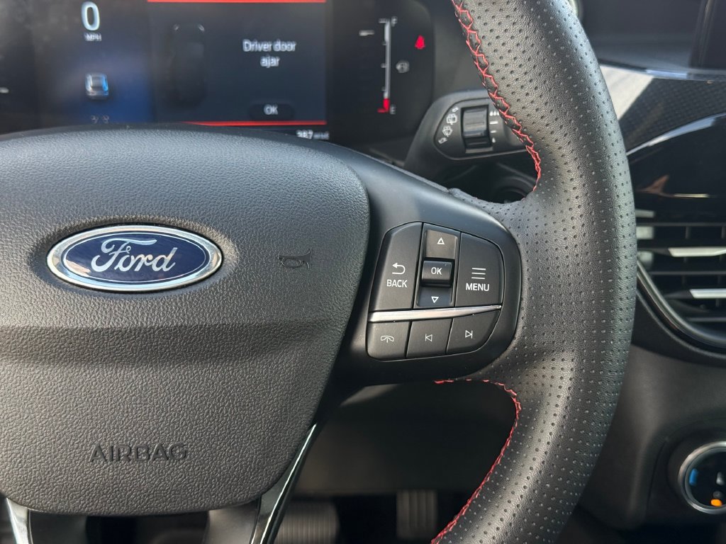 Used 2025 Ford Escape ST-Line FWD image 11