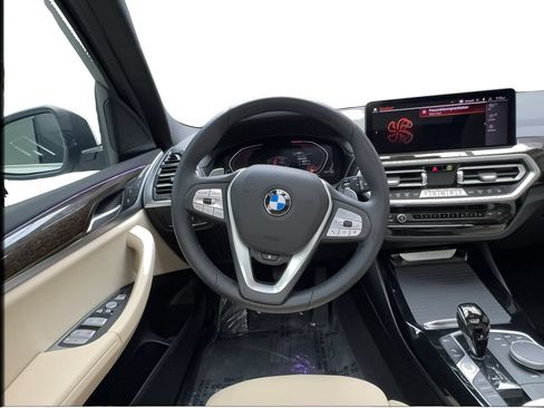 Used 2024 BMW X3 sDrive30i w/ Premium Package RWD image 37