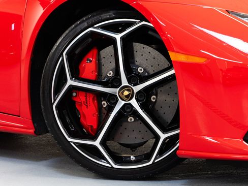 Used 2020 Lamborghini Huracan EVO AWD/4WD image 10