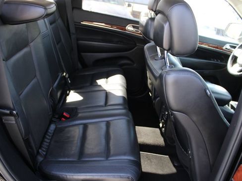 Used 2013 Jeep Grand Cherokee Limited w/ Luxury Group II RWD image 12