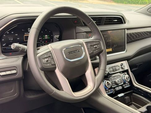 Used 2024 GMC Yukon XL Denali RWD image 22