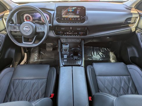 Certified 2023 Nissan Rogue Platinum w/ Platinum Premium Package image 18