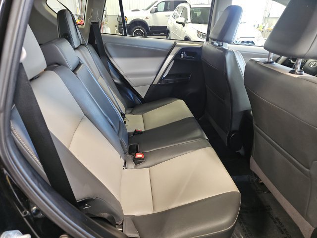 Used 2013 Toyota RAV4 Limited AWD/4WD image 32