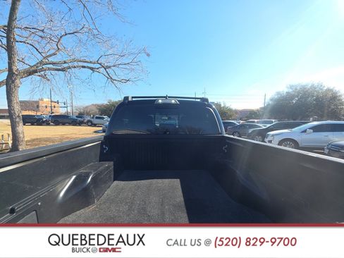 Used 2017 Toyota Tacoma TRD Off-Road image 22