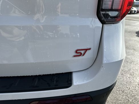 New 2025 Ford Explorer ST image 33