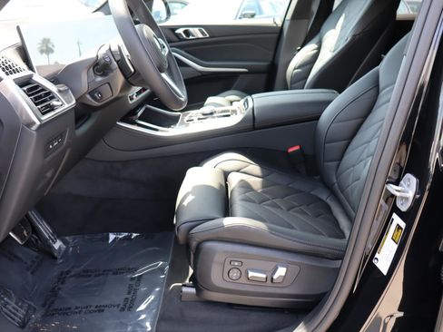 Used 2026 BMW X5 sDrive40i w/ M Sport Package image 15