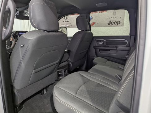 Used 2025 RAM 2500 Big Horn AWD/4WD image 14