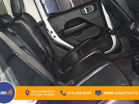 Used 2020 Jeep Gladiator Rubicon image 15