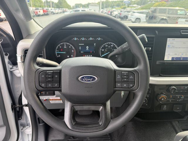 New 2026 Ford F350 XL w/ XL Chrome Package AWD/4WD image 15