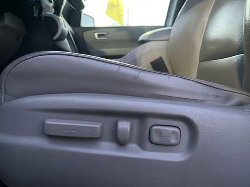 Used 2011 Honda Pilot EX-L image 12