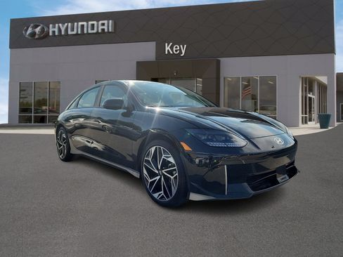 Certified 2023 Hyundai Ioniq 6 SEL w/ Cargo Package AWD/4WD image 1