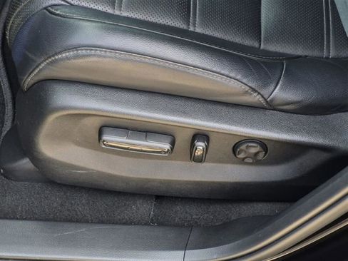 Used 2020 Honda CR-V Touring image 24