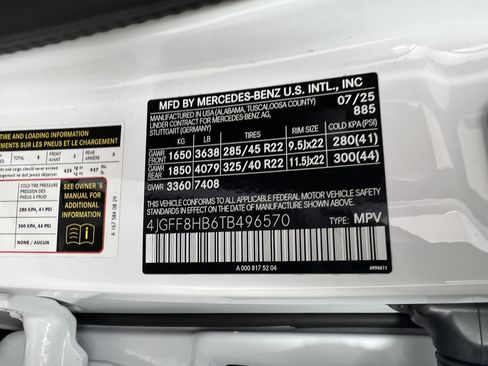 Certified 2026 Mercedes-Benz Maybach GLS 600 4MATIC image 35
