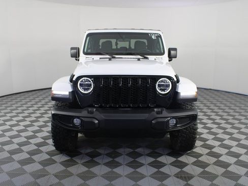 Used 2022 Jeep Gladiator Willys image 26