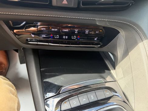 Used 2023 Buick Envision Preferred AWD/4WD image 29