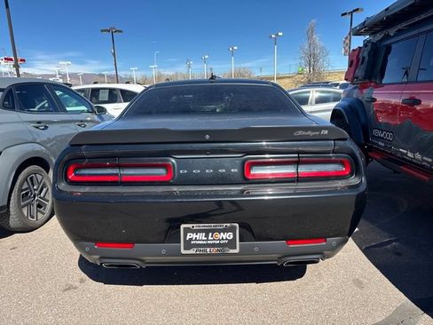 Used 2022 Dodge Challenger R/T Scat Pack w/ T/A Package RWD image 15