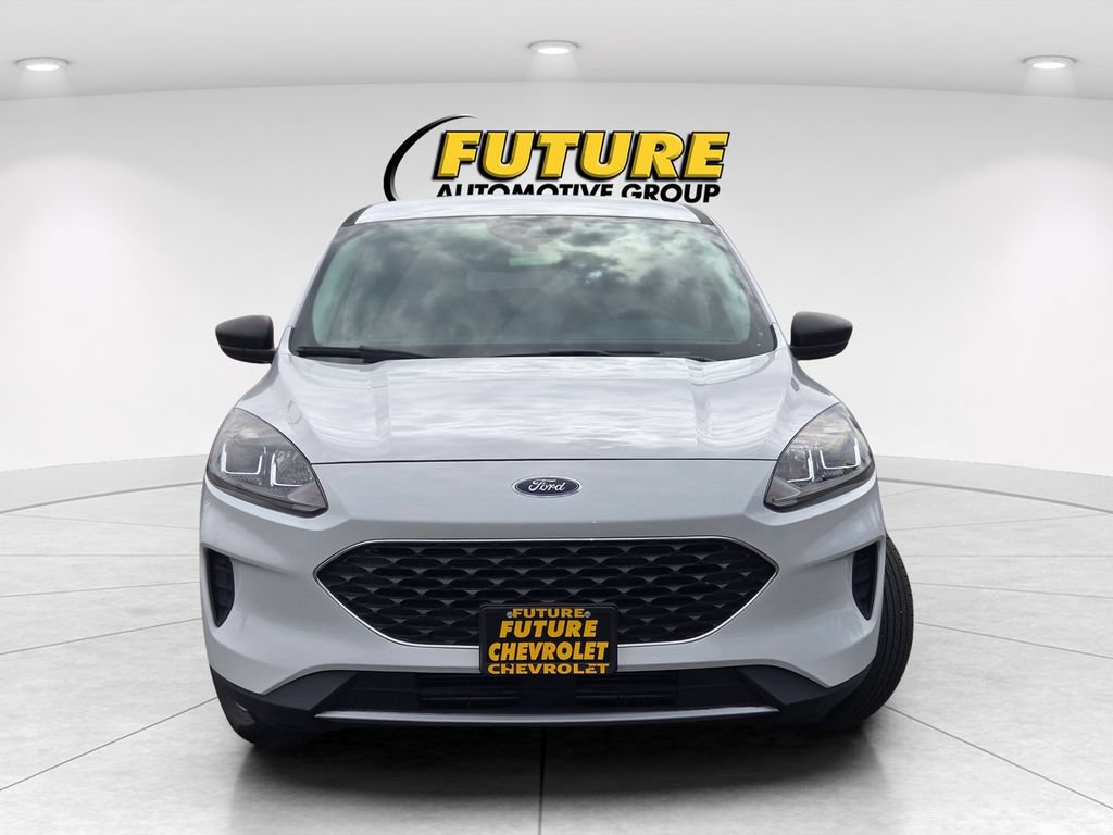 Used 2022 Ford Escape SE AWD/4WD image 2