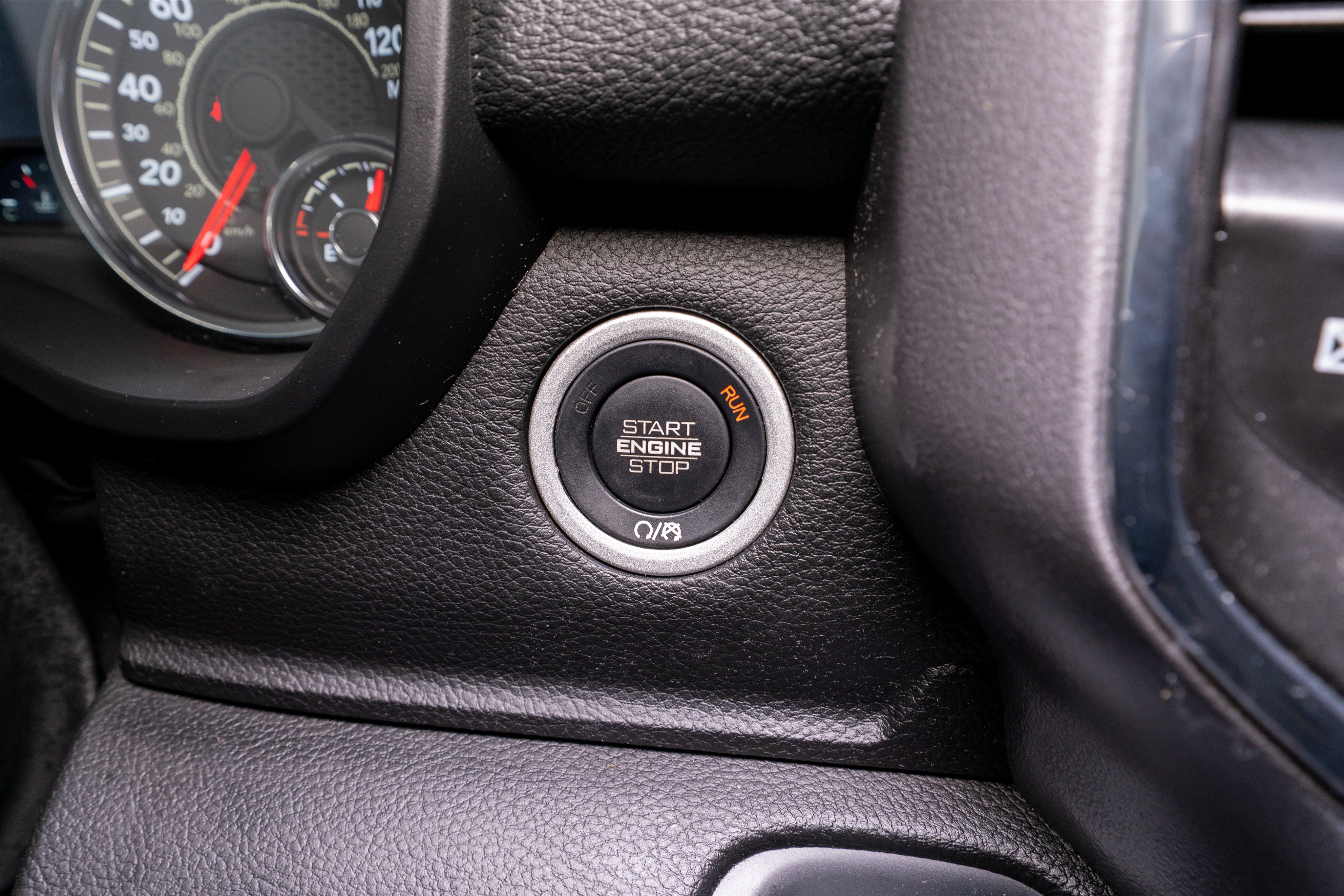 Used 2025 RAM 1500 Laramie AWD/4WD image 25