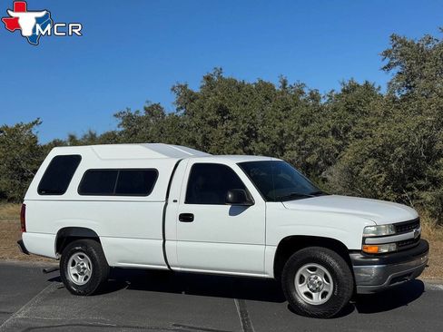 Used 2001 Chevrolet Silverado 1500 4x4 Regular Cab w/ Firm Ride Suspension Pkg image 4