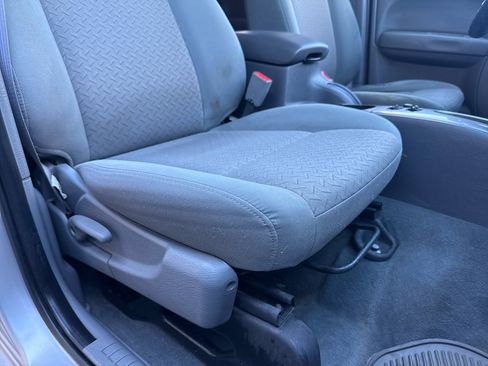 Used 2006 Jeep Liberty Renegade image 23