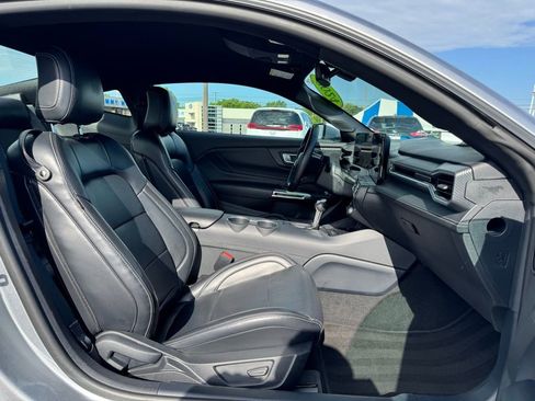 Used 2024 Ford Mustang Premium image 12