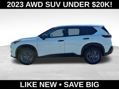 Used 2023 Nissan Rogue S image 5