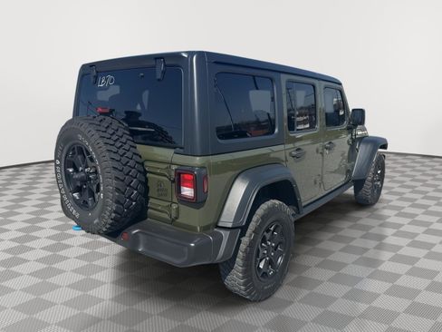 Used 2023 Jeep Wrangler Unlimited w/ Cold Weather Group AWD/4WD image 4