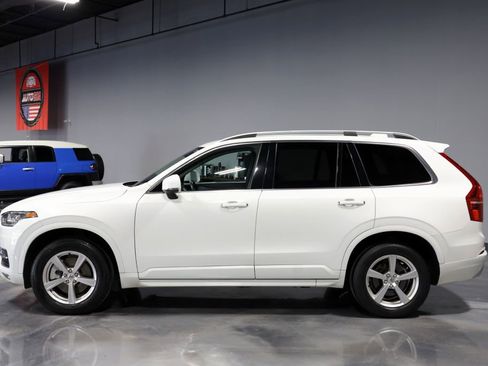 Used 2016 Volvo XC90 T5 Momentum AWD/4WD image 4