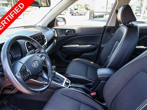 Certified 2023 Hyundai Venue Limited FWD image 20
