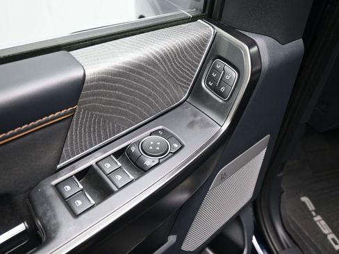 Certified 2022 Ford F150 Platinum w/ Trailer Tow Package image 12