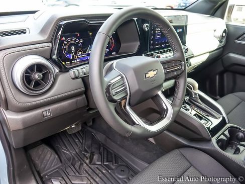 Used 2025 Chevrolet Colorado LT image 10