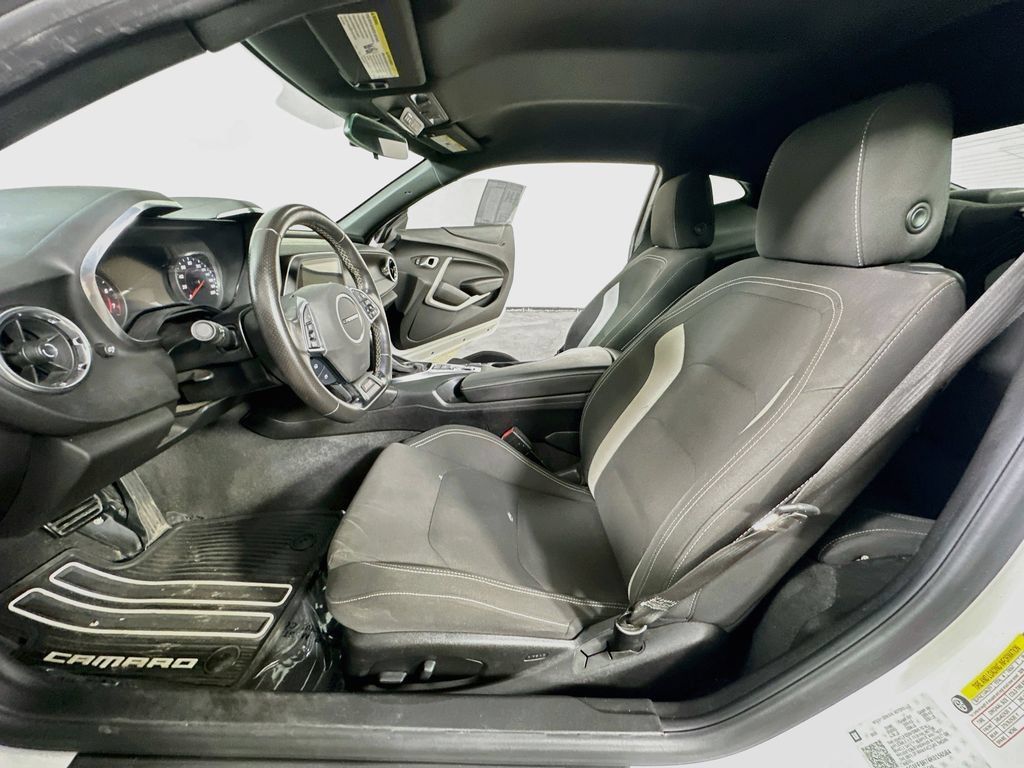 Used 2019 Chevrolet Camaro SS RWD image 17