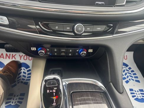Used 2019 Buick Enclave Premium w/ Experience Buick Package AWD/4WD image 24